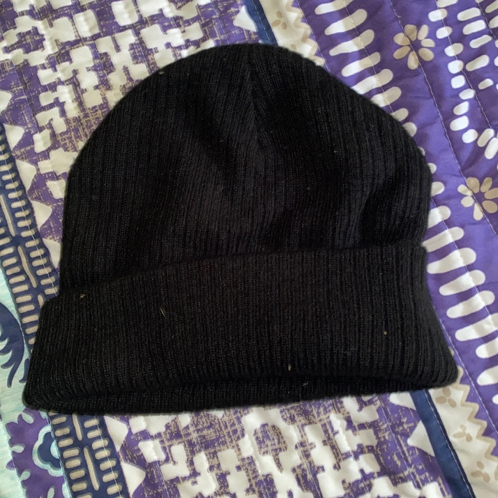 Black beanie